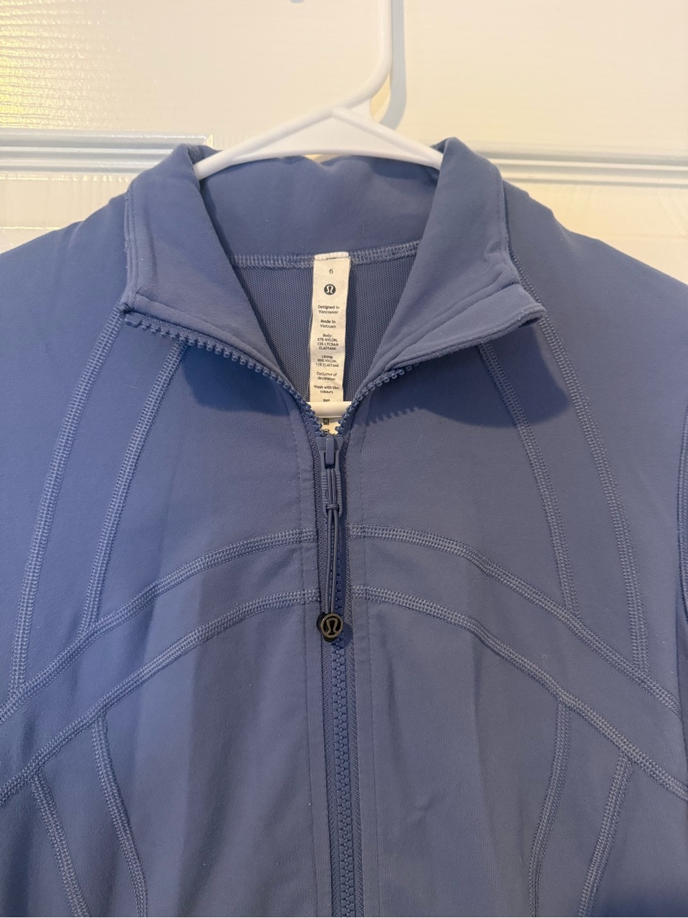 Lululemon Define Jacket *Nulu
Water Drop Size 6 - Picture 5 of 8